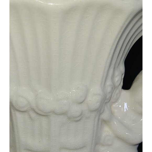 Vintage 1940s Crackle pottery Cherub vase - Picture 5 of 10